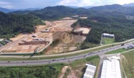 Terreno de Frente para Marginal Oeste/BR101, Camboriú SC