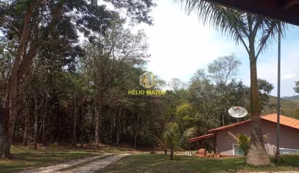 Chácara para Venda em Bom Jesus dos Perdões, Cachoeirinha, 4 dormitórios, 2 suítes, 3 banheiros