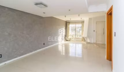 Elegance imóveis vende casa/sobrado de 282m, 4 dormitórios, 4 suítes, 3 vagas de garagem/box, com dependência e pátio. Comprar R$ 1.270.000,00