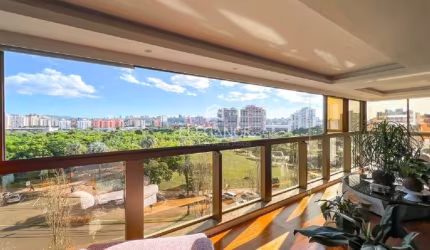 Apartamento com 3 quartos à venda na Avenida Ferdinand Kisslinger, 80, Jardim Europa, Porto Alegre, 222 m2 por R$ 4.030.000