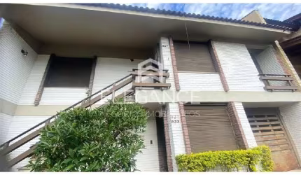 Casa com 5 quartos à venda na Rua General Couto de Magalhães, 533, Higienópolis, Porto Alegre por R$ 1.250.000