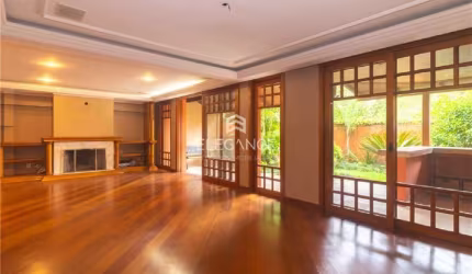 Elegance imóvel vende casa em condomínio desocupada com 4 dormitórios 3 suítes 2 vagas box garagem Três Figueiras Porto Alegre.