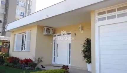 Elegance imóveis vende linda Casa no Jardim Lindóia com 3 dormitórios, 1 suíte, pátio, salão com churrasqueira e 3 vagas de garagem em Porto Alegre.