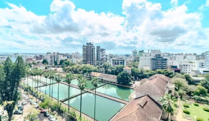Cobertura com uma vista deslumbrante para comprar com 3 dormitórios 2 suítes 2 vagas/box garagem no melhor endereço do Moinhos de Vento Porto Alegre