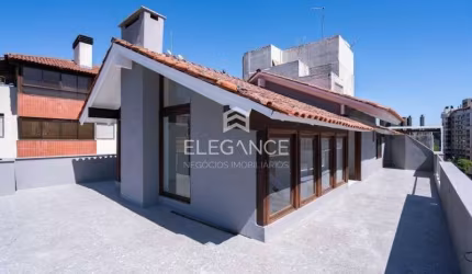 Elegance Imóveis vende cobertura top desocupada e reformada com 3 dormitórios 4 vagas box/garagem elevador Auxiliadora Porto Alegre