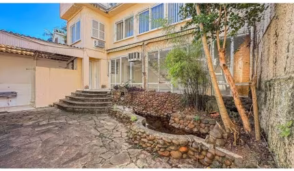 Casa com 4 quartos à venda na Rua Saica, 240, Petrópolis, Porto Alegre por R$ 897.000