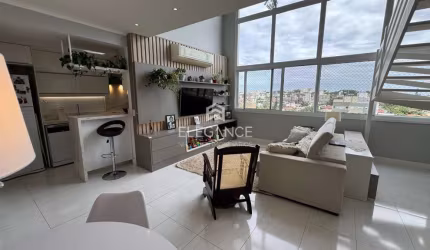 Elegance Imóveis vende apartamento duplex lindo totalmente mobiliado de frente com 3 dormitórios suíte 2 vagas/box garagem Jardim Lindóia Porto Alegre
