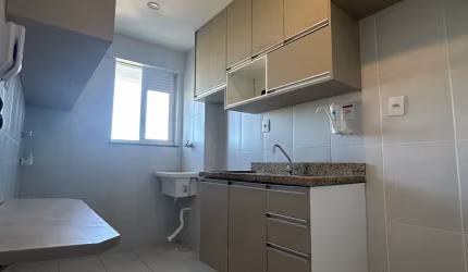 Alugo 2/4 com suíte no Residencial Paris