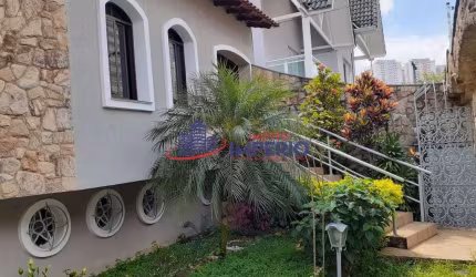 Casa com 3 dorms, Vila Galvão, Guarulhos - R$ 1.29 mi, Cod: 10789