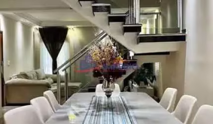 Sobrado com 3 dorms, Vila Milton, Guarulhos - R$ 900 mil, Cod: 4076