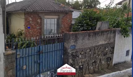 Casa na Vila Espanhola 2 dormitórios 4 vagas!