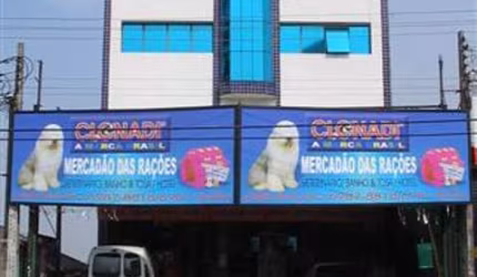 PRÉDIO COMERCIAL