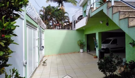 SOBRADO ALTO PADRÃO NAS PALMAS DO TREMEMBÉ