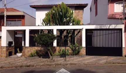 EXCELENTE SOBRADO NO JD GUAPIRA