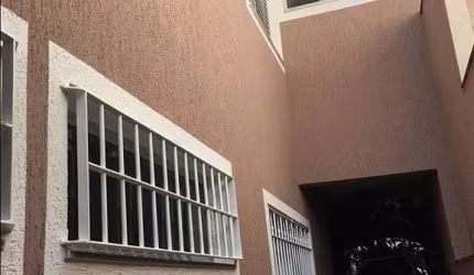 Sobrado com 3 pavimentos na Vila Nova Mazzei!