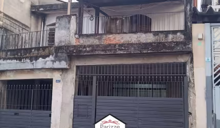 Casa na Vila Rica 4 dormitórios 2 vagas!