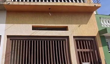 Sobrado na Vila Miriam 3 dormitórios 3 vagas!