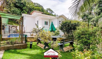 Casa na Serra da Cantareira 4 vagas 3 suites