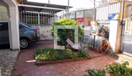 REF 16.911 Excelente Casa Térrea para Venda  bairro Vila Gustavo com 2 dormitório, 2 vagas, 50 m² de area útil. Estuda propostas permutas.