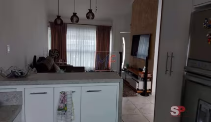 REF 16.951 -  Casa na Vila Rui Barbosa, 222 m² a.u., 3 quartos (2 suítes), cozinha, lavabo, lavanderia, churrasqueira, salão de jogos e  4 vagas.