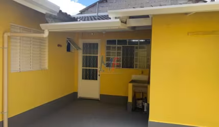REF 17.011 - Ótima casa em São Francisco Xavier, 200m² a.u., 380m² de terreno, 2 quartos, sala, cozinha, área gourmet, edícula e 4 vagas.