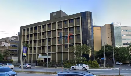 Excelente prédio comercial na Água Branca, 3.000 m² a.u.,  com térreo e 4 andares, 2 elevadores, ar condicionado e 30 vagas (REF 17.299)