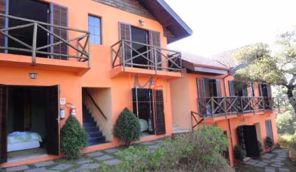 REF 10.936 Excelente Pousada no bairro B. Jaguaribe com 2 dorms, T. 1185 m², Á.C. 440 m ² 12 vagas, 2 andares, recepção, aceita permuta