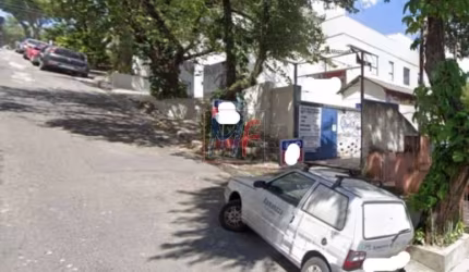 Excelente Terreno  V. Madalena, com 1.000 m² a.t., 334 m² a.c., testada 20 m, zon. ZPR. Estuda propostas. REF 14.535
