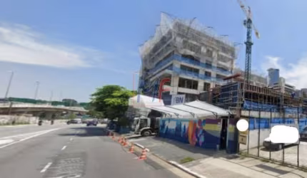 REF: 15.047 Excelente Terreno no bairro Vila Olímpia, 300 m² de área de terreno, 5 m² de área construída, Frente: 10 m ZONEAMENTO: ZM.