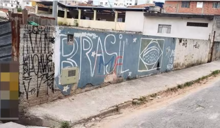 Terreno de esquina muito bem localizado no bairro Lauzane Paulista, com  500 m², Frente 20 m, 25 de lateral, 120 m2 a.c.. ZONEAMENTO: ZM. (REF 16.720)