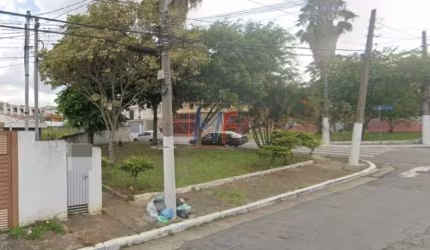 Excelente Terreno no bairro Vila Invernada, com 954m² ,  61m² área construida , frente: 52m², ZM Zon. Não aceita permutas.   REF 17.048