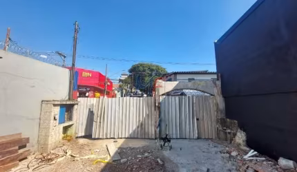 Excelente terreno em São Miguel Paulista, com 240 m², nas proximidades da Av. São Miguel. ZEU . Ótima oportunidade! (REF 17.701)