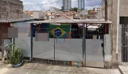 Excelente terreno na Vila Laís, com 403 m² e duas entradas distintas, ideal para construção de condomínios. Aceita permuta (REF 17.704)