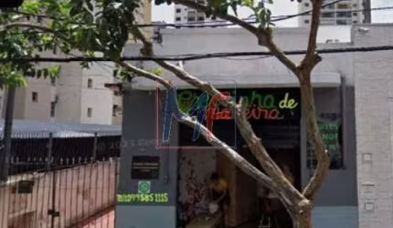 Excelente Ponto Comercial no bairro da Vila Pompéia, com 160 m²  a.c., 210 m² terreno , 7 m de testada. ZONEAMENTO: ZEU. REF: 18.169