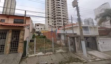 Excelente terreno na Água Fria, com 261m² de área, testada de 12m e Zoneamento ZM. Prox. Rua Voluntários da Pátria (REF 18.201)