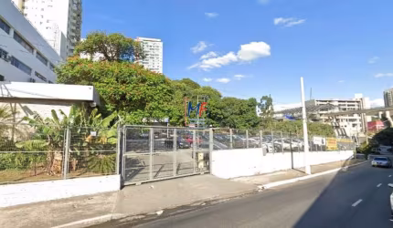 Excelente Terreno localizado em Campo Belo, 2.240 m² área total ,  frente 70 m. Zoneamento ZM. Prox.  Futura estação Washington Luís. Estuda propostas.  REF 18.248