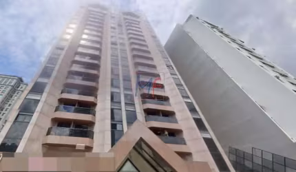 Excelente apto flat  Itaim Bibi, próx. Shopping Iguatemi  com 42 m² a.u., 1 dormitório, 1 banheiro, varanda, 1 vaga, lazer completo  (REF 18.346)
