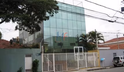 Ótimo prédio comercial  Vila São Francisco, 800 m² a.u., 6 banheiros, 2 vestiários, refeitório, 12 vagas. ZM. Prox. Shopping Morumbi REF-18.644