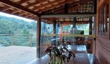 Excelente chácara  Sapucaí-Mirim MG, 12247 m² terreno , 2 dormitórios (2 suítes), sala, cozinha, churrasqueira, câmeras, alarme (REF 18.759)
