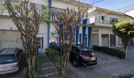 Excelente prédio comercial no Jardim Oriental, com 600 m² a.u., terreno 252 m2,  testada de 20 m, galpão (220m²), 8 salas, 2 aptos, 4 vagas. Aceita permuta (REF 19.756)
