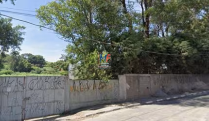 Excelente Terreno localizado em Guarulhos, com 21.500 m² de área total, aceita proposta com permuta física e 60 % em dinheiro . Vale a pena conhecer . REF: 19.827
