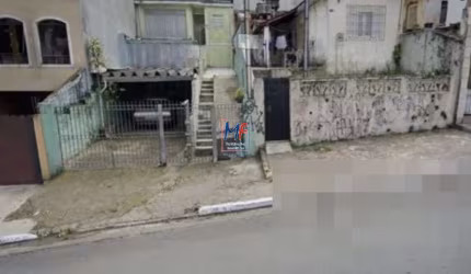 Excelente Terreno localizado no bairro da Vila Ivone, com 138 m² de área total, e com duas casas, região valorizada. Não aceita permutas. Zoneamento ZM.REF: 19.728