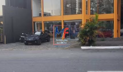 Excelente prédio comercial Vila Nova Conceição, 109 m² a.u., terreno 162 m2,  de esquina, totalmente envidraçado e com duas frentes.Prox. Av. Santo Amaro (REF 19.872)