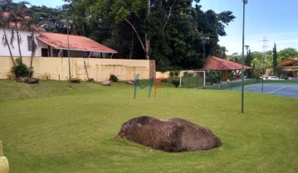 REF 8370- Terreno com  dois lotes 602 mts, todo desmatado , campo de futebol, totalmente plano e gramado em Cond. Fechado Park Imperial