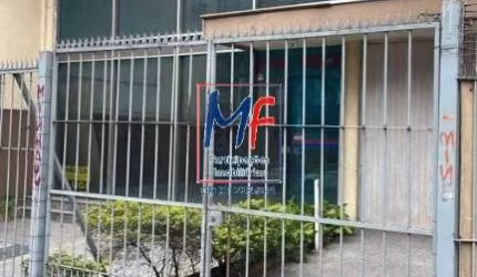 Excelente Loja Comercial localizada no bairro do Cambuci, localização estratégica na zona Sul de SP, com 600 m² de área total. Ótima localização. ZC.  REF: 19.976