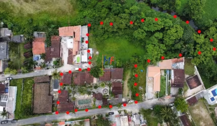 Excelente terreno em Caraguatatuba, com 3600 m² de área, ideal para a edificações de torres residenciais. Analisa permutas.  Prox. Rodovia dos Tamoios (REF 19.909)