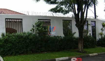 Excelente terreno em Eldorado, com 364m² a.u., Terreno 525 m2, duas testadas 25m e 21 m , composto por 4 casas e 10 vagas. Prox. Estrada do Alvarenga (REF 19.846)