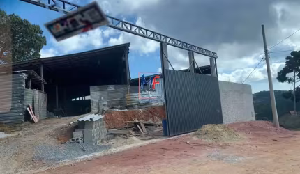 Excelente terreno no bairro Recanto Floresta Negra, em Campos do Jordão/SP, com 854 m² a.t. (são dois lotes, 379 m² e  475 m²) (REF 19.519)