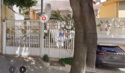 Excelente casa comercial em Santo André SP, com 400 m² terreno, 261 m2 a.c.,  2 vagas.  Analisa proposta com  permutas. Prox. Av. Portugal e Shopping ABC (REF 20.135)