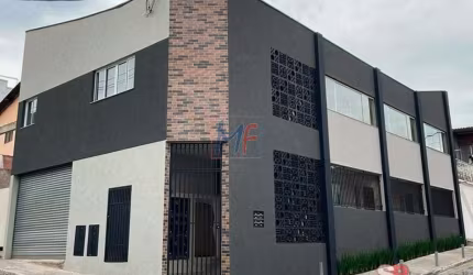 Excelente prédio no Jardim Catarina, 360 m² a.u.,  2 andares, 7 aptos e um salão comercial. Zon. ZM. Prox. Avenida Aricanduva (REF 18.668)